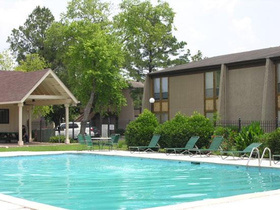 Shreveport apartment guide Shreveport, LA Apartments for Rent Extending along the Red River, with a skyline to rival all others, Shreveport is “The Next Great City of the South.” Located in the northwestern part of Louisiana, Shreveport is the third largest city in the state, containing a total area of square miles and having a population of more than ,