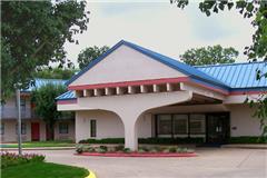 Econo Lodge Inn & Suites