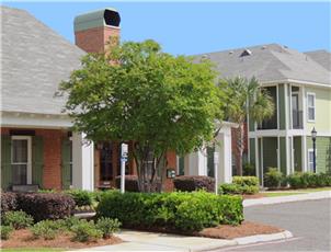 Reflections of Island Park Apartment Homes