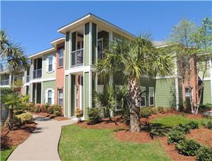 Reflections of Island Park Apartment Homes