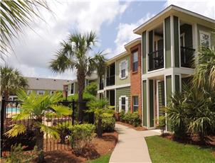 Reflections of Island Park Apartment Homes