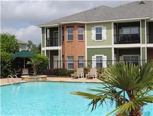 Reflections of Island Park Apartment Homes