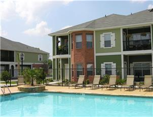 Reflections of Island Park Apartment Homes