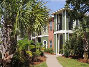 Reflections of Island Park Apartment Homes